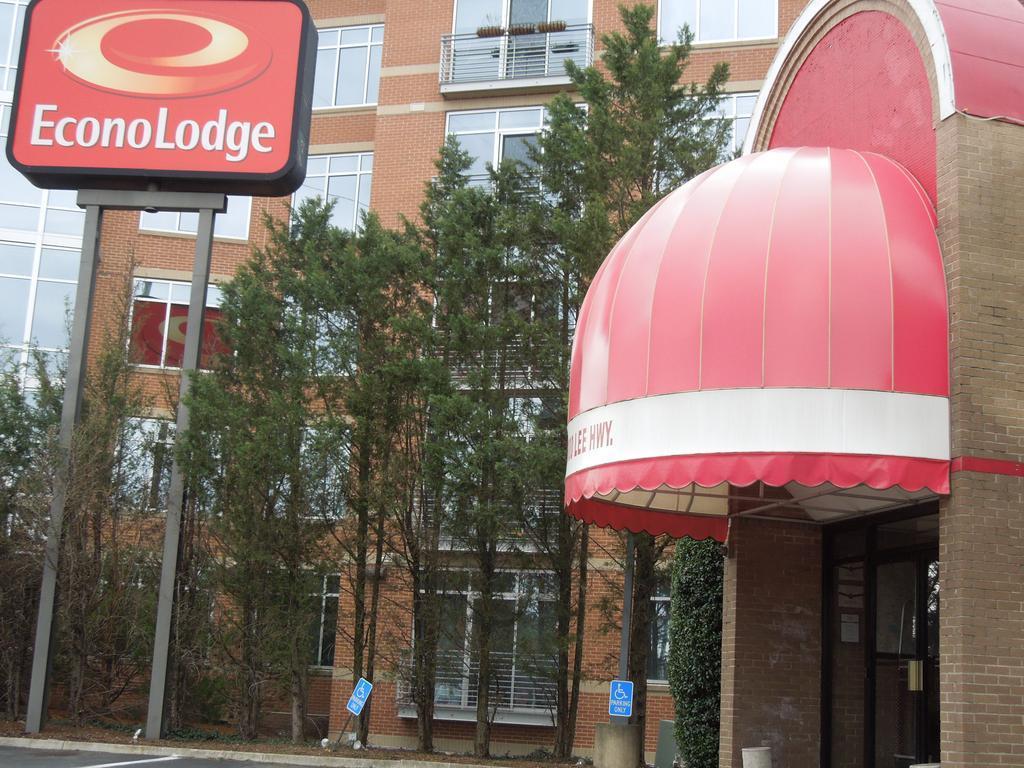 Econo Lodge Metro Arlington Exterior photo