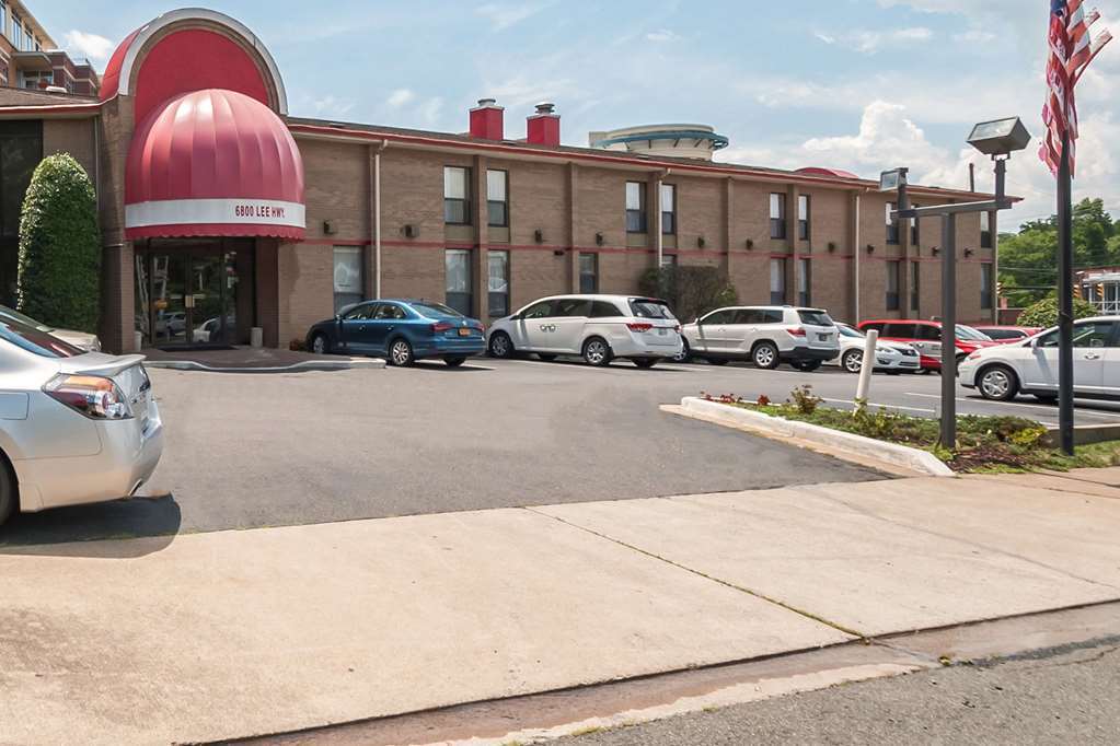 Econo Lodge Metro Arlington Exterior photo